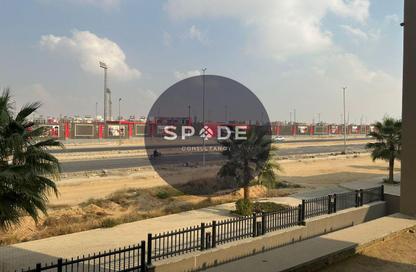 مطعم - استوديو - 2 حمامات للبيع في كمبوند فيلدج جاردن القطامية - كمبوندات التجمع الخامس - التجمع الخامس - مدينة القاهرة الجديدة - القاهرة