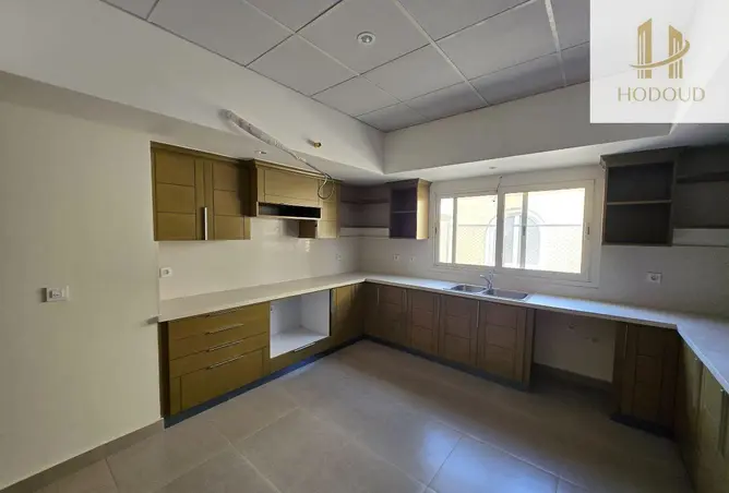 115453922 - Property Image 2