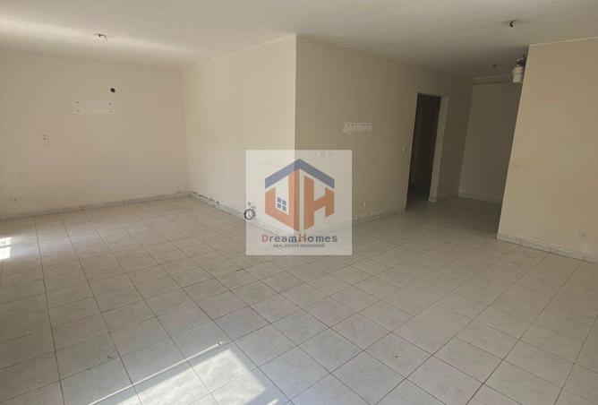 53471628 - Property Main Image