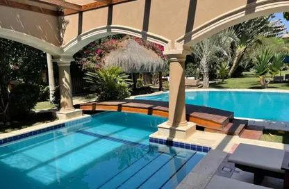 فيلا - 6 غرف نوم - 4 حمامات للايجار في تارا - كمبوندات الشيخ زايد - الشيخ زايد - الجيزة