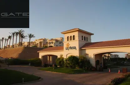 شاليه - 2 غرف نوم - 2 حمامات للبيع في لافيستا 3 - لافيستا - العين السخنة - السويس