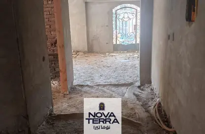 Duplex - 5 Bedrooms - 4 Bathrooms for sale in Al Amal St. - Sheikh Zayed City - Giza