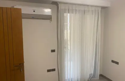 شقة - 3 غرف نوم - 2 حمامات للايجار في ازاد - كمبوندات التجمع الخامس - التجمع الخامس - مدينة القاهرة الجديدة - القاهرة