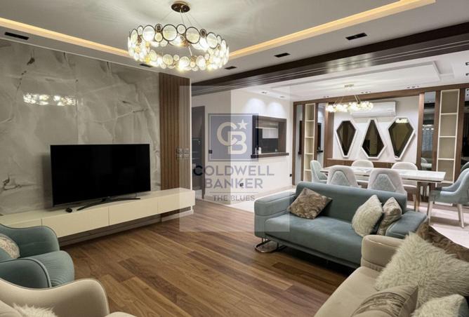 70104222 - Property Image 2