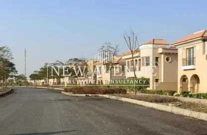 Villa - 5 Bedrooms - 5 Bathrooms for sale in The Residences - New Cairo City - Cairo