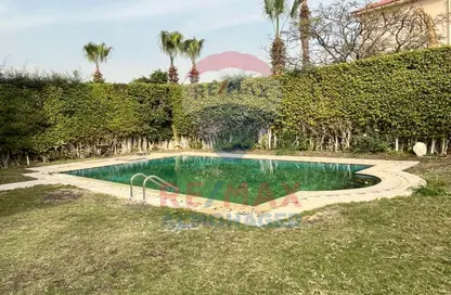 Villa - 5 Bedrooms - 5 Bathrooms for rent in Greens - 6th District - Sheikh Zayed City - Giza