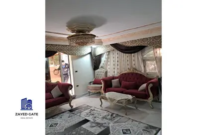 شقة - 3 غرف نوم - 2 حمامات للايجار في الحي العاشر - الشيخ زايد - الجيزة