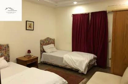 Apartment - 3 Bedrooms - 2 Bathrooms for rent in Ganoob El Acadimia - New Cairo City - Cairo