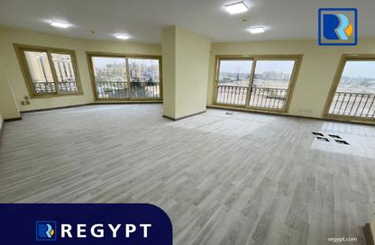 Full Floor - Studio - 6 Bathrooms for rent in Al Laselky St. - El Laselky - New Maadi - Hay El Maadi - Cairo