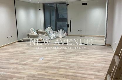 Office Space - 3 Bedrooms - 1 Bathroom for rent in Hyde Park Business District Mall - South Teseen St. - The 5th Settlement - New Cairo City - Cairo