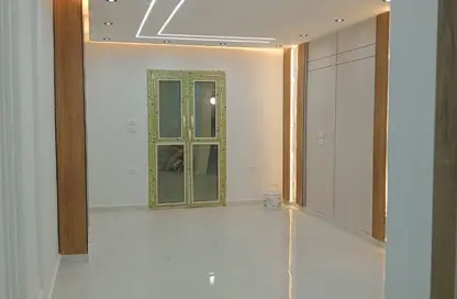 شقة - 3 غرف نوم - 2 حمامات للبيع في البوابة الرابعة - مينا - حدائق الاهرام - الجيزة