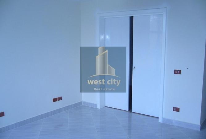 55005200 - Property Image 3