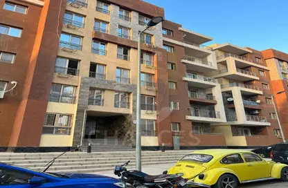 Apartment - 3 Bedrooms - 2 Bathrooms for sale in El Koronfel - The 5th Settlement - New Cairo City - Cairo