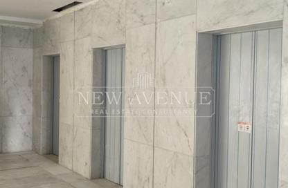 Office Space - Studio - 1 Bathroom for rent in Rock Gold Mall - 5th Settlement Compounds - The 5th Settlement - New Cairo City - Cairo
