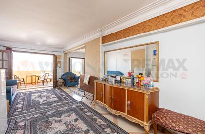 Apartment - 2 - 1 for sale in Al Nasr St. - Smouha - Hay Sharq - Alexandria