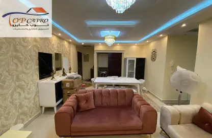 شقة - 3 غرف نوم - 2 حمامات للايجار في B10 - مدينتي - القاهرة