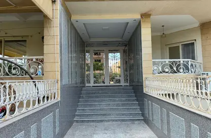 Apartment - 3 Bedrooms - 2 Bathrooms for sale in 1st Neighborhood - 1st Area - Shorouk City - Cairo