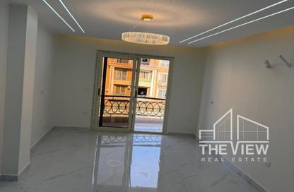 Apartment - 3 Bedrooms - 2 Bathrooms for sale in Al Khamayel city - Sheikh Zayed Compounds - Sheikh Zayed City - Giza