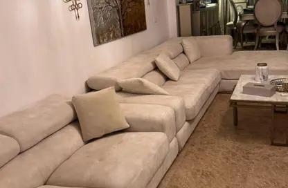 شقة - 2 غرف نوم - 1 حمام للبيع في حدائق المهندسين - الحي الرابع - الشيخ زايد - الجيزة