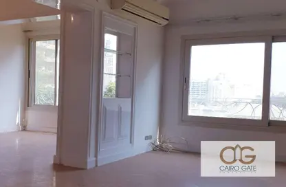 Apartment - 3 Bedrooms - 3 Bathrooms for rent in Mohamed Mazhar St. - Zamalek - Cairo Apartment - 3 Bedrooms - 3 Bathrooms for rent in Mohamed Mazhar St. - Zamalek - Cairo