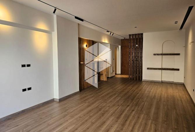 8604945 - Property Image 2