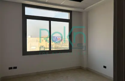 عيادة - غرفة نوم - 1 حمام للايجار في هالتاون - مدينة 6 أكتوبر - الجيزة