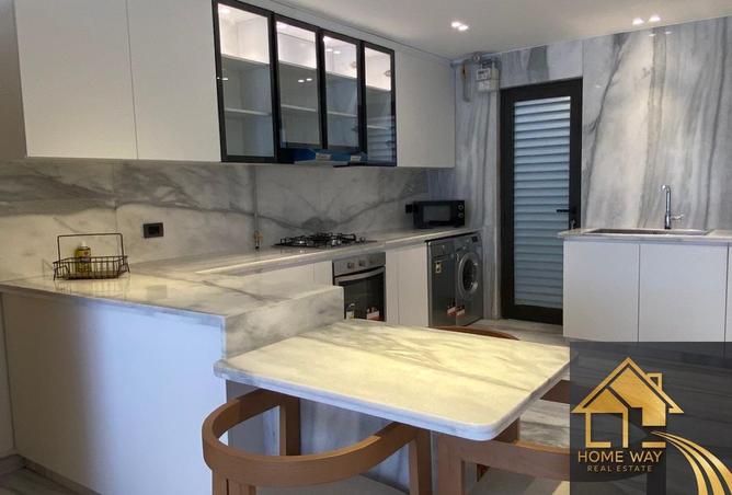 100650358 - Property Image 3