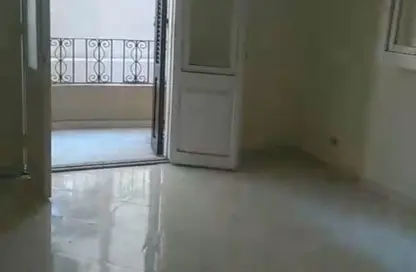 شقة - 3 غرف نوم - 2 حمامات للايجار في محور مصطفي كامل - التجمع الاول - مدينة القاهرة الجديدة - القاهرة