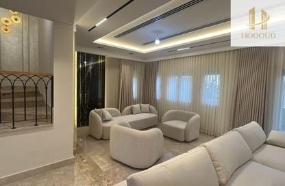 Villa - 4 Bedrooms - 5 Bathrooms for rent in Celesta Hills - Uptown Cairo - Mokattam - Cairo Villa - 4 Bedrooms - 5 Bathrooms for rent in Celesta Hills - Uptown Cairo - Mokattam - Cairo