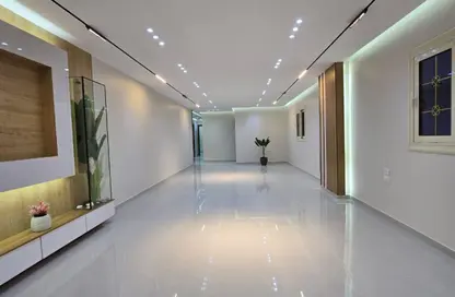 شقة - 3 غرف نوم - 2 حمامات للبيع في البوابة الرابعة - مينا - حدائق الاهرام - الجيزة