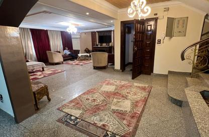 دوبلكس - 4 غرف نوم - 3 حمامات للبيع في شارع شهاب - المهندسين - الجيزة