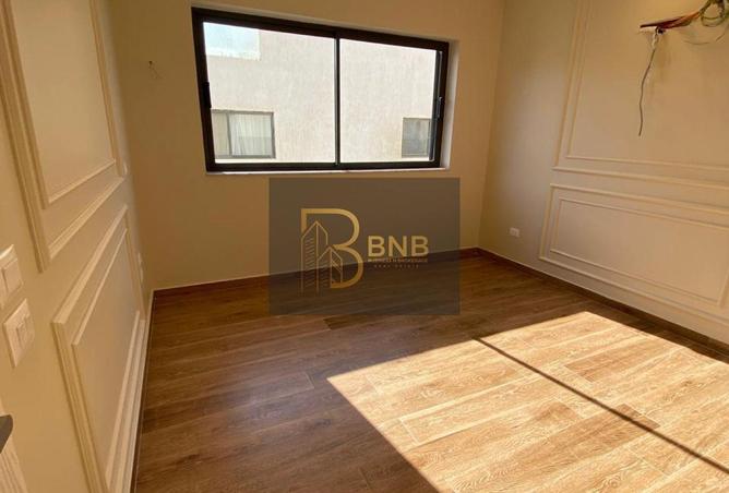 8596003 - Property Image 3