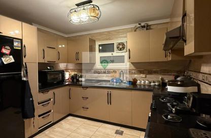 Apartment - 3 Bedrooms - 3 Bathrooms for sale in Mohamed Youssef Moussa St. - 1st Zone - Nasr City - Cairo