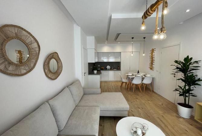 63129700 - Property Image 2