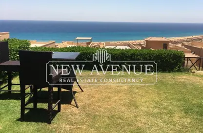 منزل مزدوج - 4 غرف نوم - 4 حمامات للبيع في تلال السخنة - العين السخنة - السويس