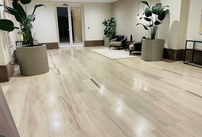 8640043 - Property Image 2