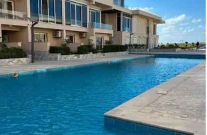 Chalet - 3 Bedrooms - 3 Bathrooms for sale in Direction White - Ras Al Hekma - North Coast