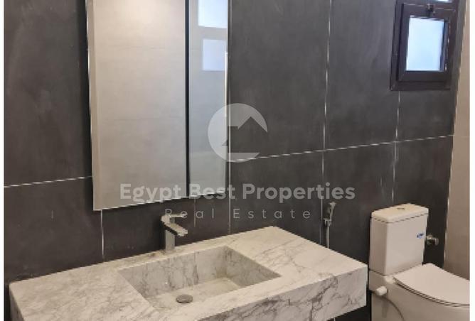 2OzKixKOc9Q - Property Image 2