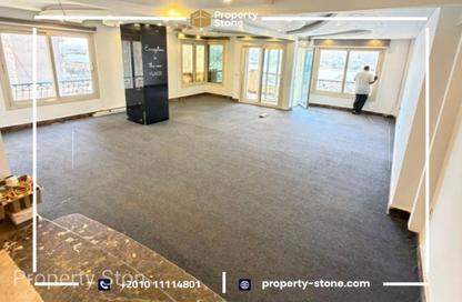 Office Space - Studio - 5 Bathrooms for rent in Cornish El Nile St. - Maadi - Hay El Maadi - Cairo