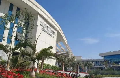 عيادة - 2 غرف نوم - 1 حمام للايجار في سنترادا بلازا - ميدان جهينة - مدينة 6 أكتوبر - الجيزة