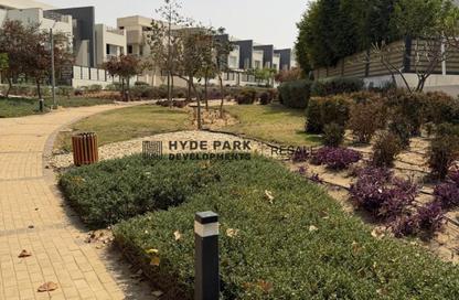 Townhouse - 4 Bedrooms - 4 Bathrooms for sale in Cluster 18 - Hyde Park - New Cairo City - Cairo