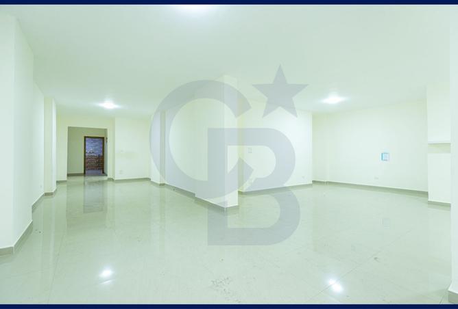 100093073 - Property Image 2
