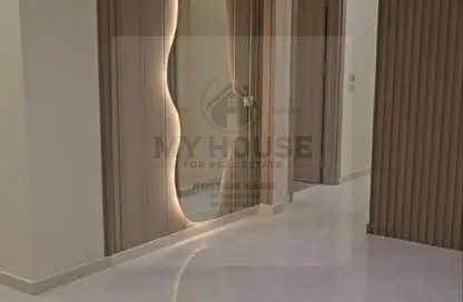 Apartment - 4 Bedrooms - 3 Bathrooms for rent in Stone Residence - 5th Settlement Compounds - The 5th Settlement - New Cairo City - Cairo