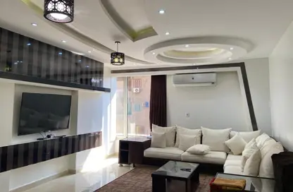 Apartment - 3 Bedrooms - 2 Bathrooms for rent in Al Agouza - Giza