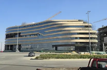 مساحات مكتبية - 1 حمام للبيع في روك كابيتال وان - الحى المالى - العاصمة الإدارية الجديدة - القاهرة