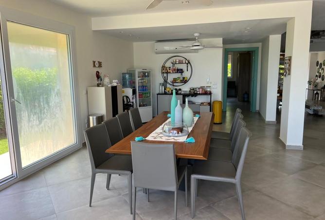 107128813 - Property Image 3