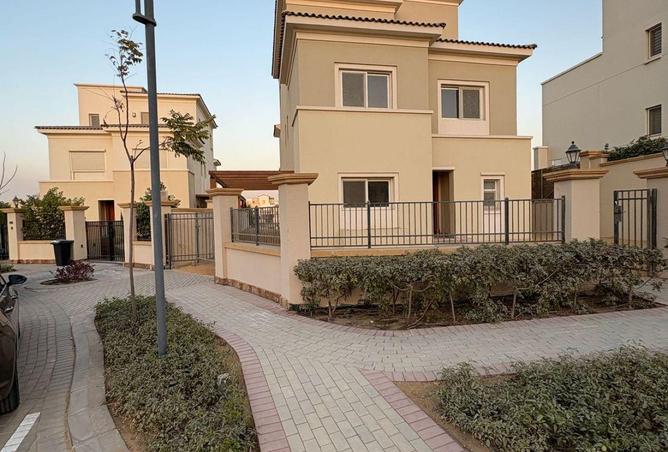 81309087 - Property Image 3