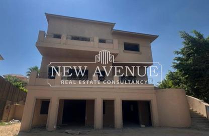 Villa - 4 Bedrooms - 5 Bathrooms for sale in Moon Valley - South Investors Area - New Cairo City - Cairo