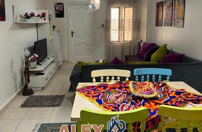 Apartment - 2 Bedrooms - 1 Bathroom for rent in Port Said St. - Sporting - Hay Sharq - Alexandria