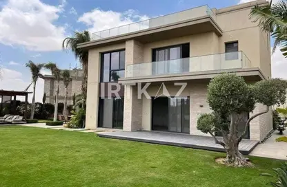 Villa - 4 Bedrooms - 5 Bathrooms for sale in Swan Lake Residence - 5th Settlement Compounds - The 5th Settlement - New Cairo City - Cairo